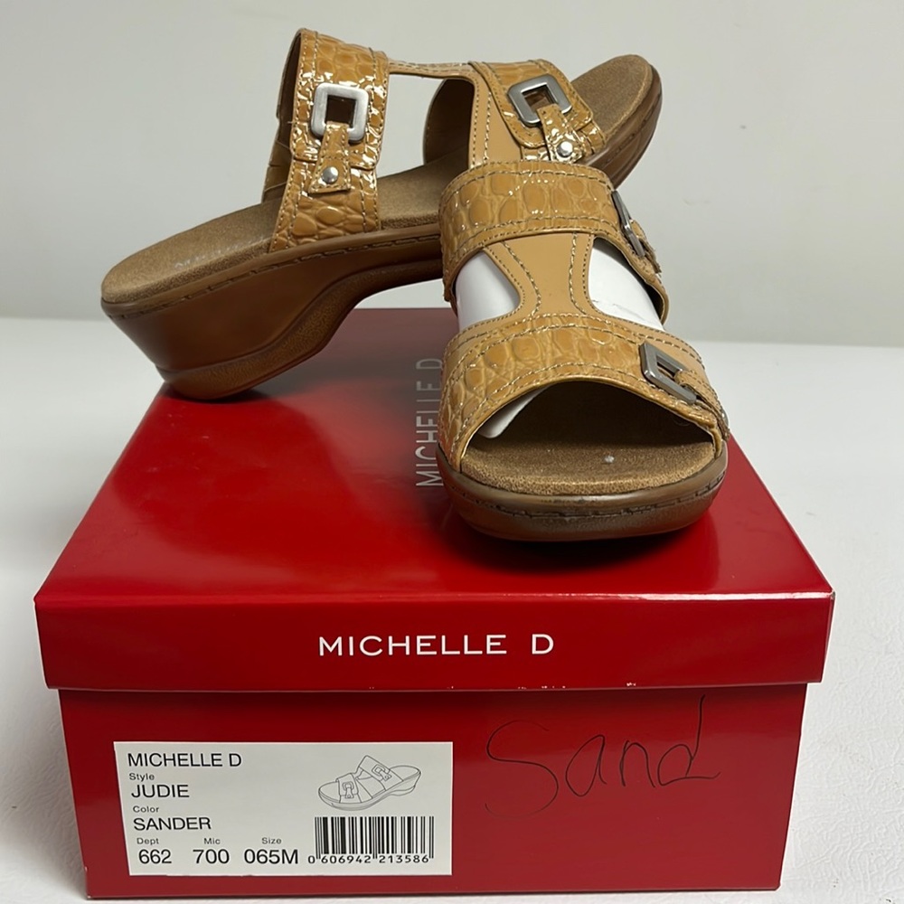 Michelle D sandals in style Judie.  Size 6.5